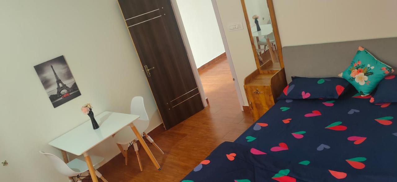 Appartement Empra Exotica à Madikeri Extérieur photo