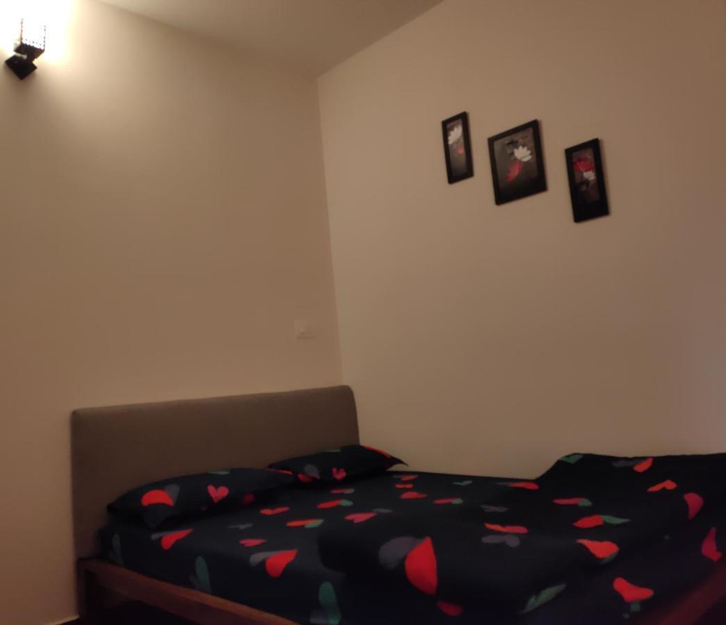 Appartement Empra Exotica à Madikeri Extérieur photo